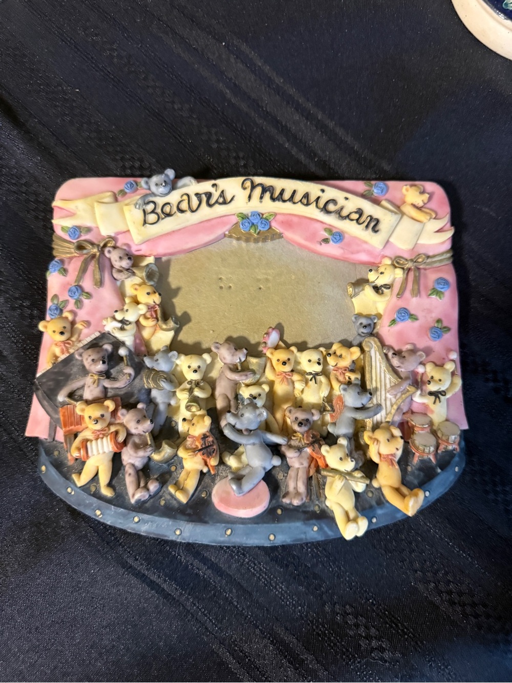 Vintage Shinzi Katoh Bear's Musician Picture Frame resiny teddy bear Orchestra